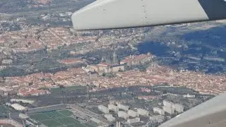 Ryanair B737-800 SP-RKE takeoff out of Prague RWY12