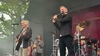 Lars Lilholt band - Glæden ved at gå her mens vi går her (Bakken, Klampenborg - 30.05.2025)