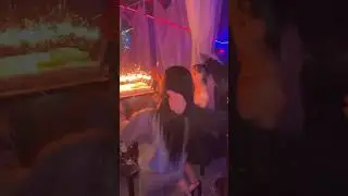 Hookah Girl with birthday surprise 😮🎂👏🏻 😱 Sahara Hookah lounge #india #love #like #live #music