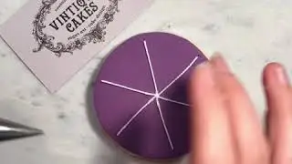Snowflake cookie piping with royal icing 💜