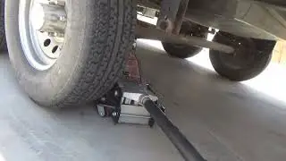 Torin brand 3 ton Black Jack floor jack leaking