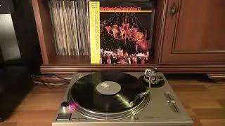 Neoton Família - Holnap hajnalig - Time Goes By Live 1983 /Vinyl/