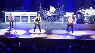 Status quo Caroline Hull Bonus arena 2.3.2022