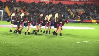 Crystal Palace cheerleaders / The Crystals