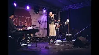 Lea Danis & Band - Dance  (LIVE on Fitfest 2017)