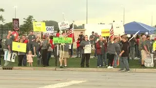 Hundreds of workers at CSL Behring plant in Illinois go on strike