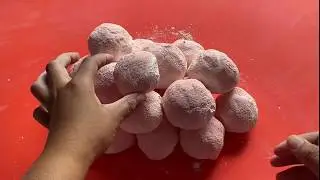 Super Powdery Gym Chalk Balls