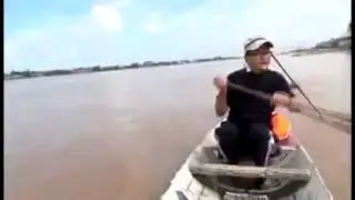 Sam Rainsy help people belong the river i