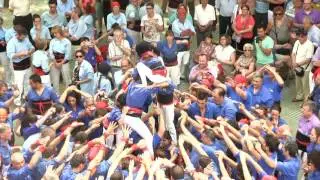 3de7 aixecat per sota dels Castellers d'Esplugues