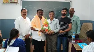 उत्कृष्ट पत्रकारिता पुरस्कार प्राप्त मा.विनायक तात्या दरंदले यांचा प्रा.हापसे सर यांच्याकडून सन्मान 