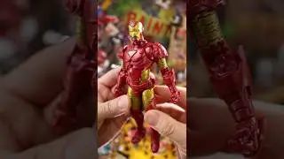 Customized IRON MAN 20 Marvel Legends