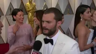Jamie Dornan - Oscars 2017 Red Carpet Interview (Etalk Canada)