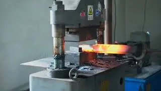 Anyang ST 50 Ton Hydraulic press drawing out a steel billet for wrought iron works. #hydraulicpress