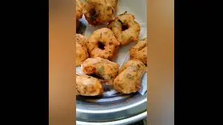 Medu Vadai|Snacks #shorts #tasty #crispy #meduvada #foodie #mrsmindvoice #photography #foodblogger