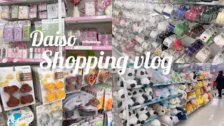 SHOPPING IN KOREA 🇰🇷 KITCHEN UTENSILS , CUTE THINGS | DAISO TOUR
