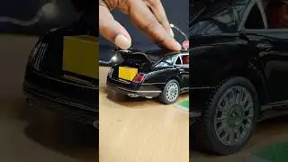 Bentley Mulsanne diecast car delivering the package💫  #car #cars #diecast #diecastcars #bentley