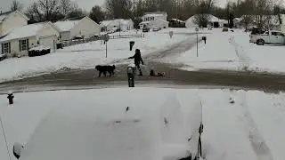 Multitasking Mom takes advantage