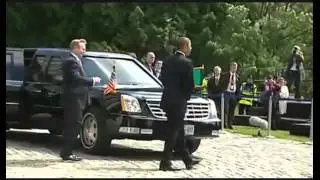 Taoiseach Enda meets the Hurler Obama