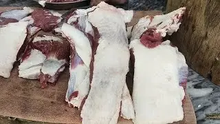 How To Cut Buffalo Meat Into Pieces / Beef Meat Cutting By Expert Butcher / MK Cutting Skills 