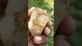 Beautiful white Quartz #naturalamethyst #crystals #quartz#gems#gemstone#stone #preciousstone diamond