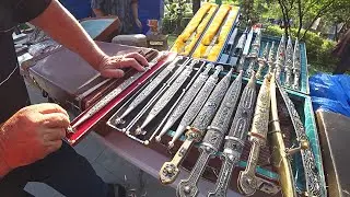 Looking for Treasures at the Most Famous Georgian Flea Market / Russians in Georgia