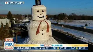 Wisconsin Family Builds Towering 40-Foot Snowman