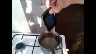 Extreme phone pinching