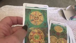 Crystal Tarot - Unboxing and flip through