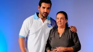 John Abraham's Mother Coaches Him in Basketball