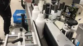automatic High Effciency Boston Round Bottle square flat adhesive sticker Labeling Machine