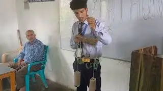 Naveed Majeed Demonstrating his project (TOYCATHON 2023)