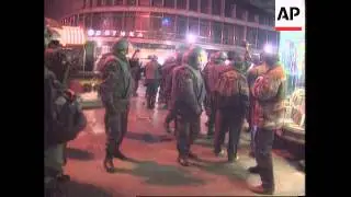 Serbia - Protests become violent