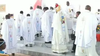 padiri 31 bahawe urumuri mu gusoza Yubile y’Impurirane – Kabgayi