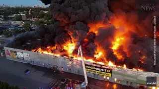 Massive fire at shopping complex in Poland