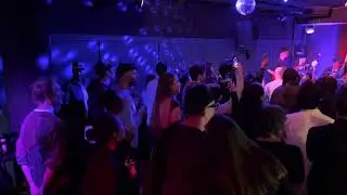 Minni Manchester &ndash; Holding On (Live Neo-Soul in Frankfurt, Germany)