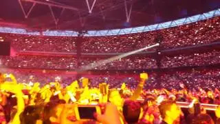 Coldplay - Fix You (HD) - Wembley Stadium - 16th June 2016