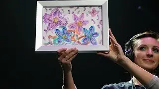 Britney Spears Sells Original Painting for $10,000 To Robin Leach For Charity