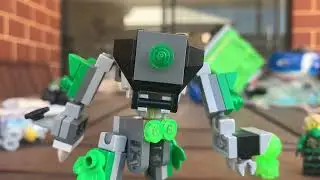 New customer Lego Loyd mech made by my self