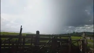 Armando chuva com trovoadas na serra do selado de po&ccedil;os de Caldas MG 
