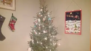 Christmas Tree Decorating Hack