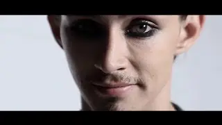 Robert Sheehan - WTF