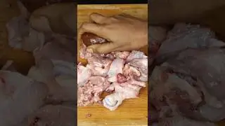 Rainy Season Special Chicken Recipe 🍗 | Spicy & Warm Comfort Food🍗🐔 🍲 soup curry 🍛#shorts