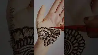 Latest Simple Ramadan Eid special front hand Mehndi design.