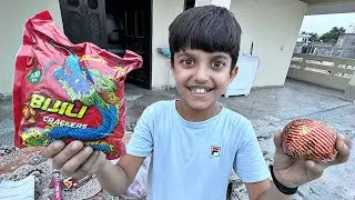 Must Patake Chala Diye 😂 | 15 August pe Diwali | Yaatri