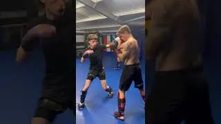Kick boxing drills #combatsport #martialarts #cagefighting #dutchkickboxing #groundzerommabridgend