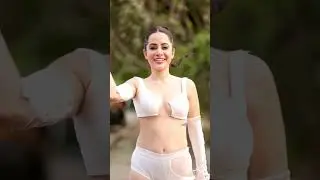 Urfi Javed🔥 #shorts #youtubeshorts #hotbench #girl #bikini #trending #viral #trendingshorts