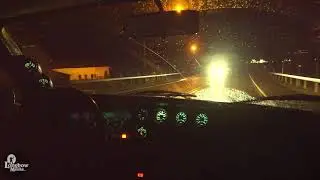 Driving a '80s' Car to Synthwave Music - RetroWave Retro Electro Chillwave Volvo 240 Corona Dystopia