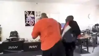 Myke tyson back in 53 years strong myke 💪👊