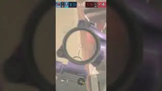 Don't Stare At A Deployable Shield #r6