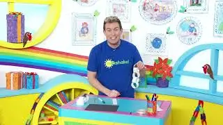 Derek's Paper-chain Snowman | Studio Crafts | Milkshake!